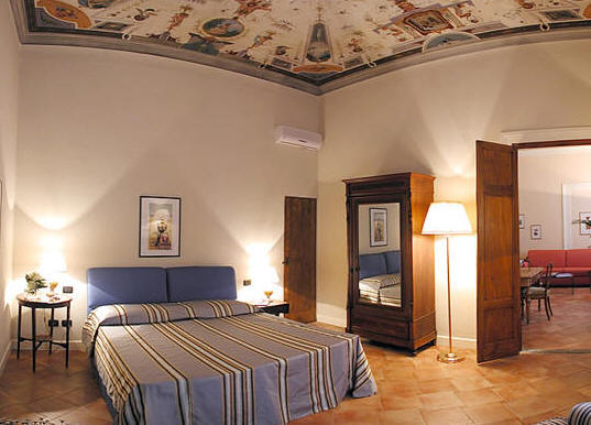 Modern Alfani Apartment Florence with Luxury Interior Design